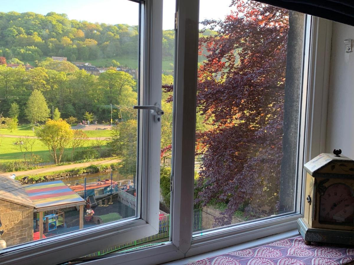 4 Bedroom Period Townhouse In The Heart Of Hebden Hebden Bridge Exterior photo