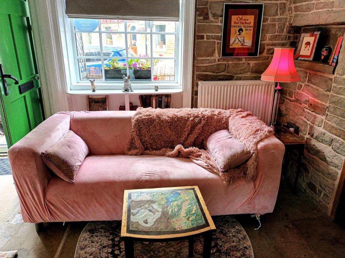 4 Bedroom Period Townhouse In The Heart Of Hebden Hebden Bridge Exterior photo